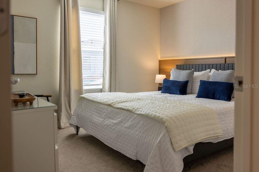 Furnished interior view inside a new home in , Clermont (Image 85).