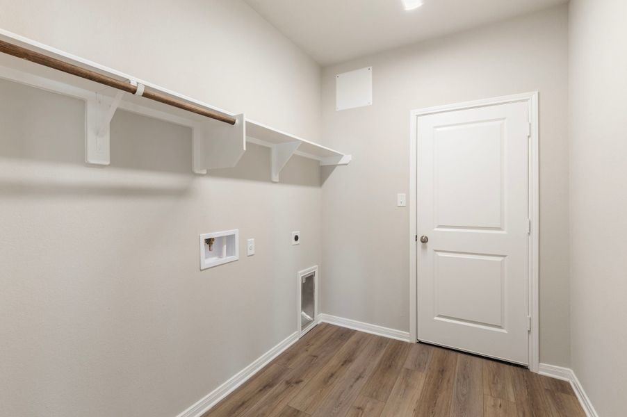 Representative unfurnished interior of a home built from the The 1613 by Stylecraft Builders in Arroyo Ranch, Seguin (Image 17).