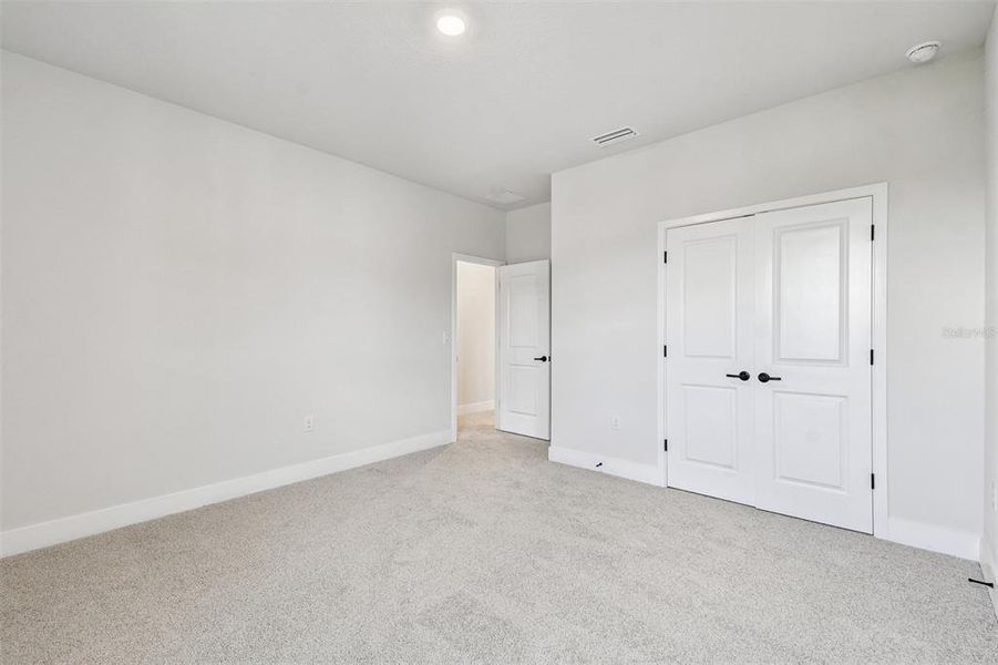 Spacious, unfurnished interior of a new home in Persimmon Park - Garden Series, Wesley Chapel (Image 17).