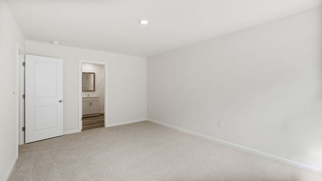 Spacious, unfurnished interior of a new home in Hawk Ridge, Anderson (Image 31). Spacious, unfurnished interior of a new home in Hawk Ridge, Anderson (Image 31).