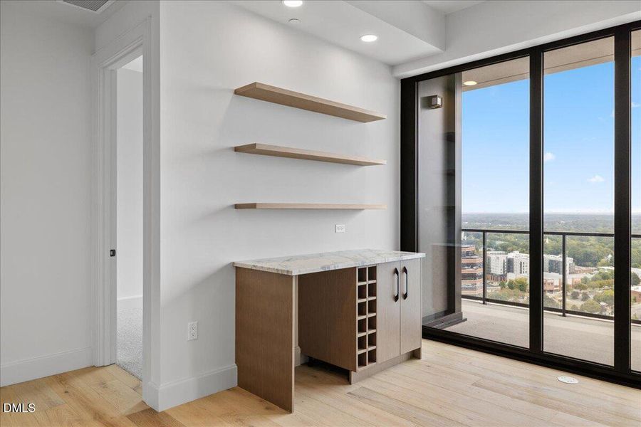 17-115 Morris St #2401