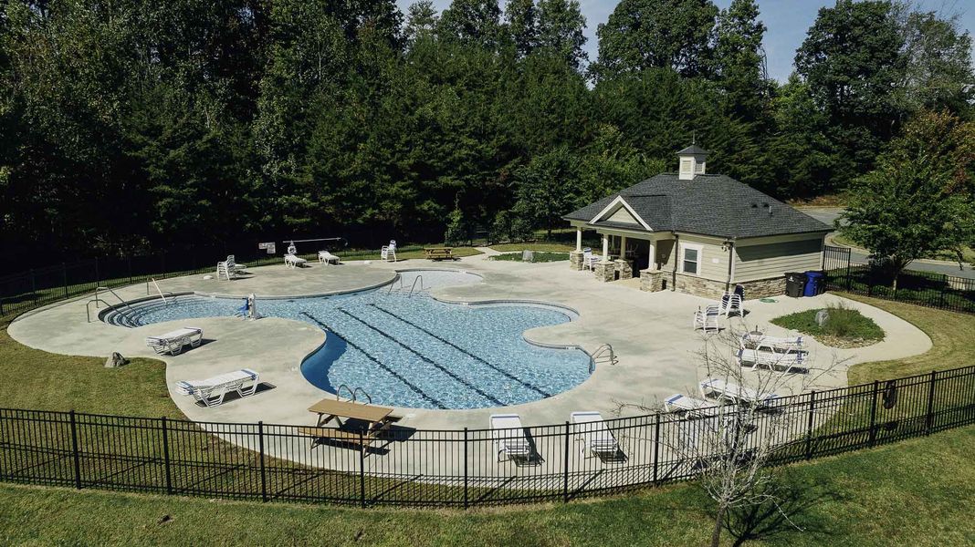 Community amenities in Chandler Pointe, Rural Hall (Image 26).