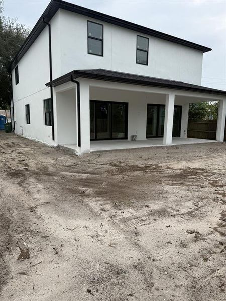 Exterior details and patio area of a home in , Tampa (Image 14).
