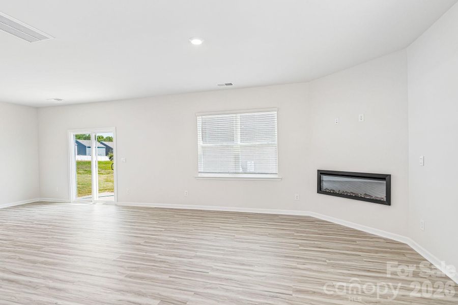 Spacious, unfurnished interior of a new home in Fergus Crossing, York (Image 34). Spacious, unfurnished interior of a new home in Fergus Crossing, York (Image 34).