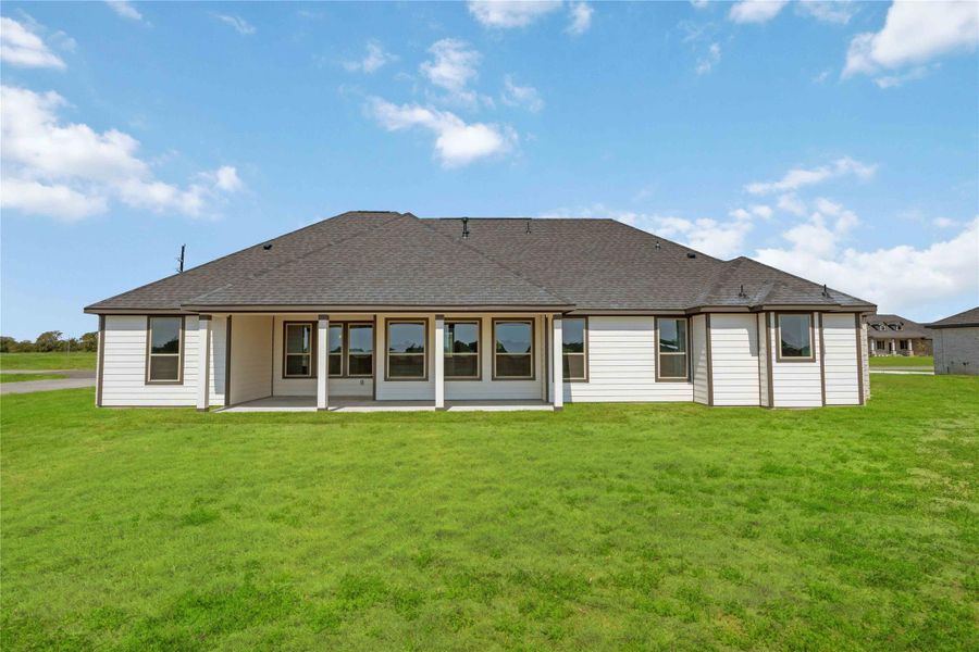 Your living experience is enhanced with an extended covered patio where you can relax, entertain and enjoy the outdoors.