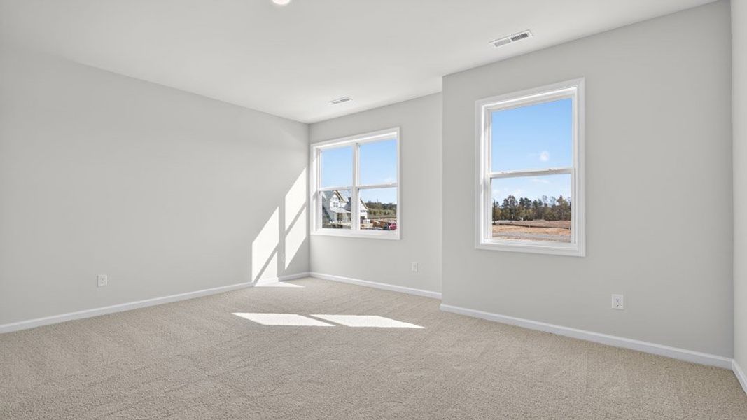 Spacious, unfurnished interior of a new home in The Manors at Haywood Glen, Knightdale (Image 25).