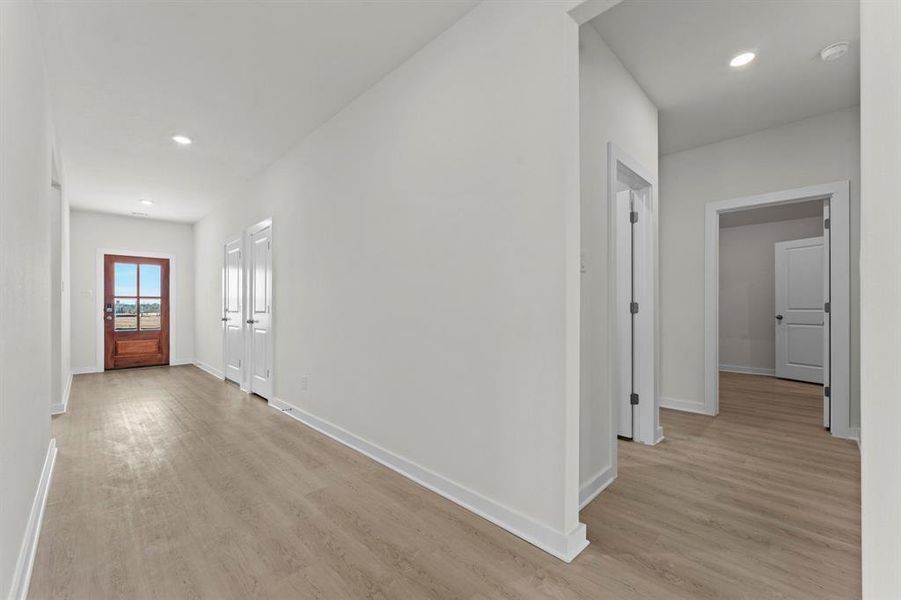 Spacious, unfurnished interior of a new home in , Dayton (Image 24).