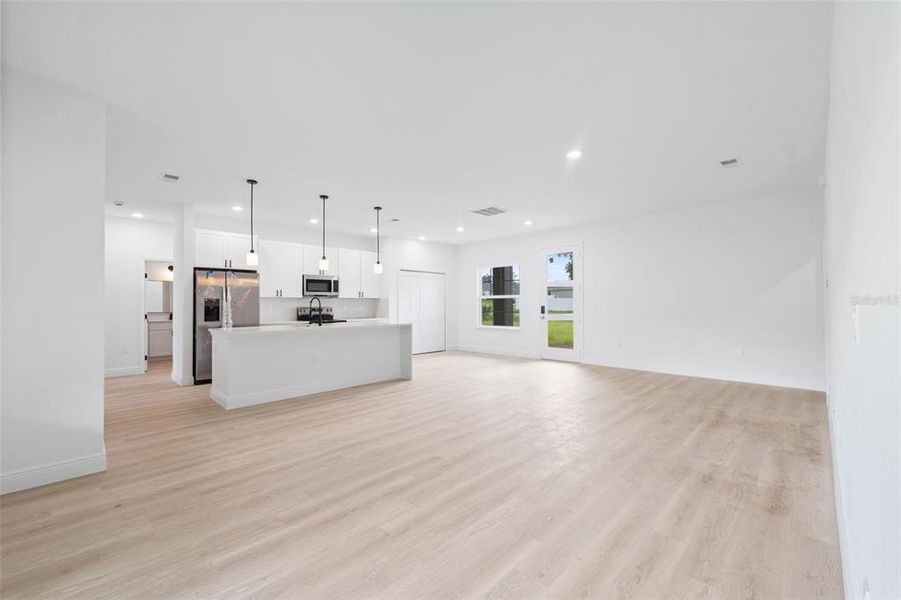 Image 27 of a home in .