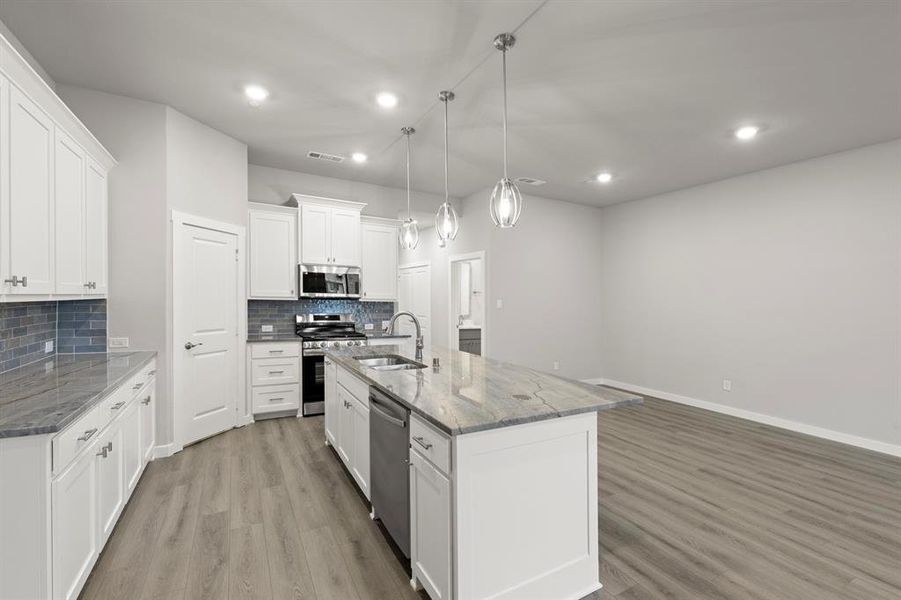 650 Oakridge_3141_Dublin_Kitchen (4) 650 Oakridge_3141_Dublin_Kitchen (4)