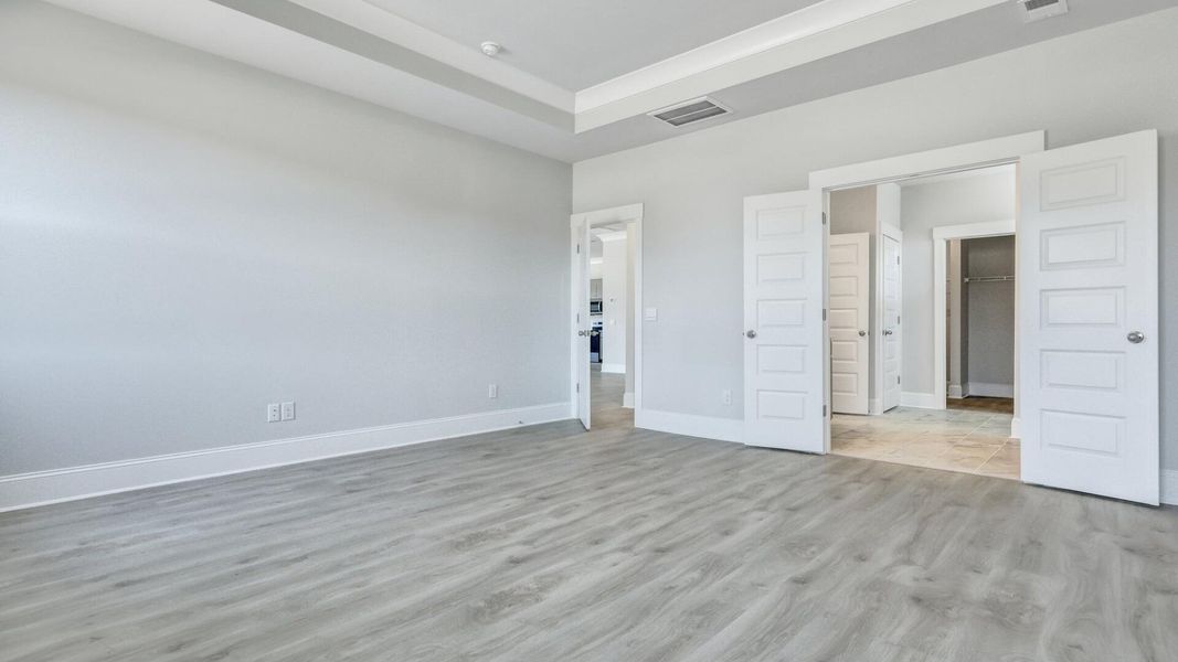 Spacious, unfurnished interior of a new home in Berkeley Bay, Ridgeville (Image 23).