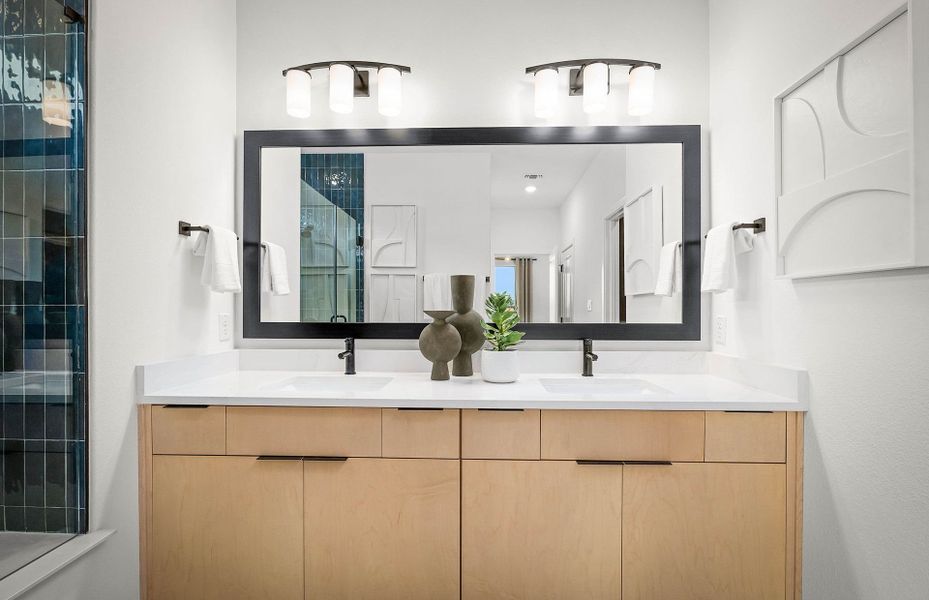 Representative interior finishes for a home built from the Hallmark by Del Webb in Del Webb Austin at Lost Pines, Bastrop (Image 66).