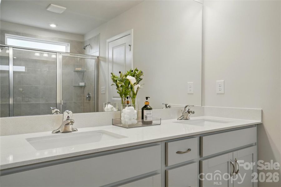 Photos from another completed Shenandoah for representation only. Exterior elevation/colors and interior finishes may vary.