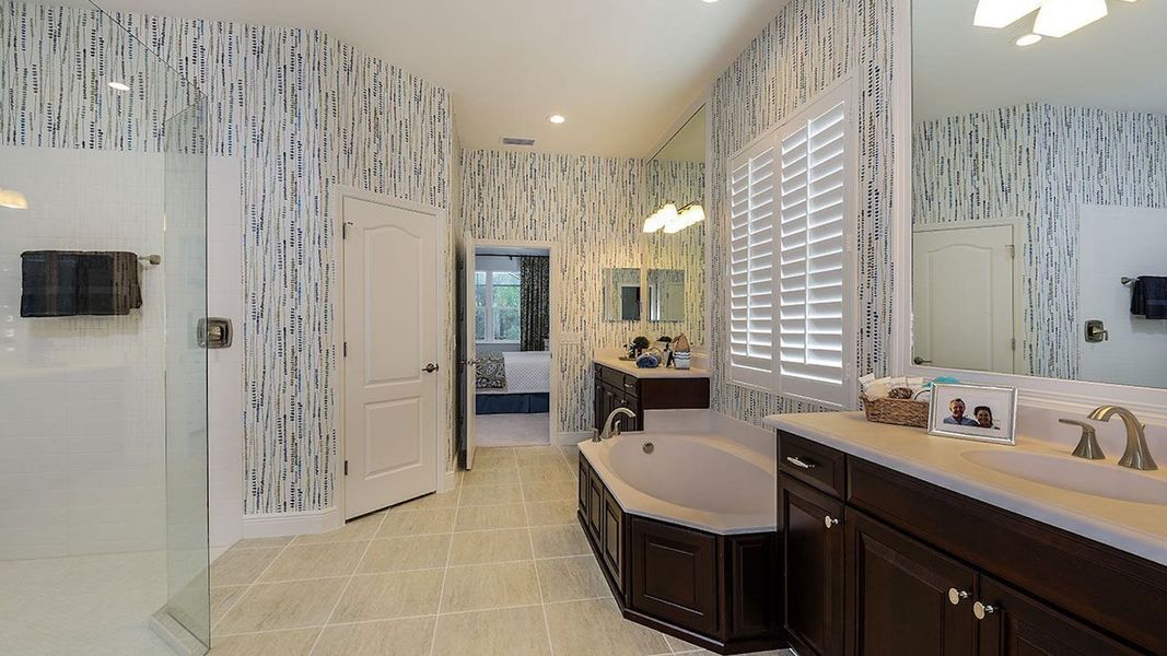 Furnished interior view inside a new home in Canoe Creek, Parrish (Image 5). Furnished interior view inside a new home in Canoe Creek, Parrish (Image 5).