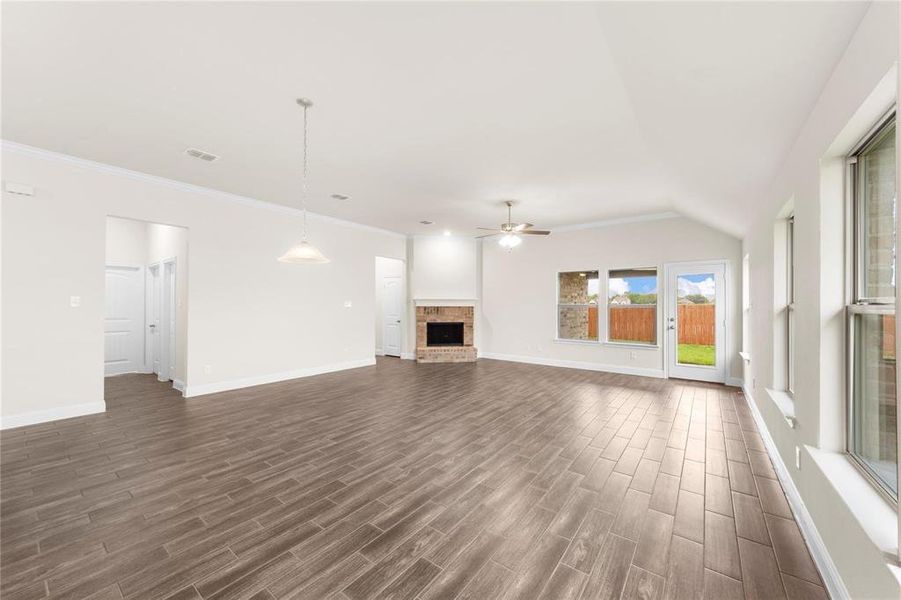 Spacious, unfurnished interior of a new home in , Josephine (Image 13).