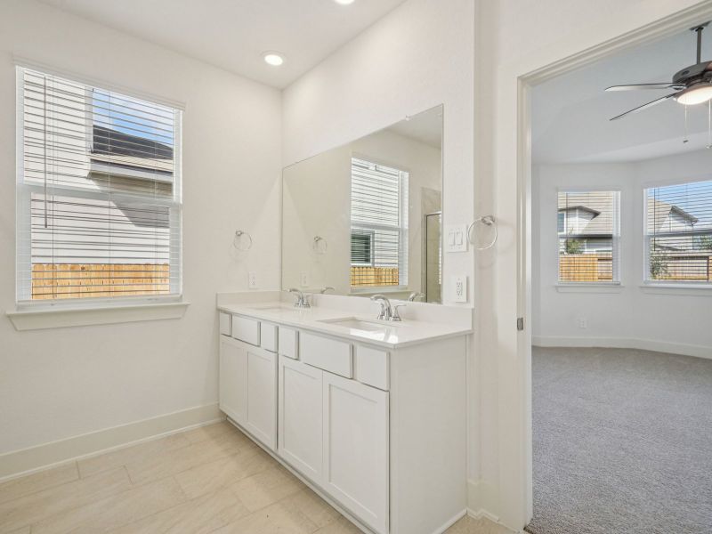 Furnished interior view inside a new home in Stetson Ridge, Marion (Image 13).