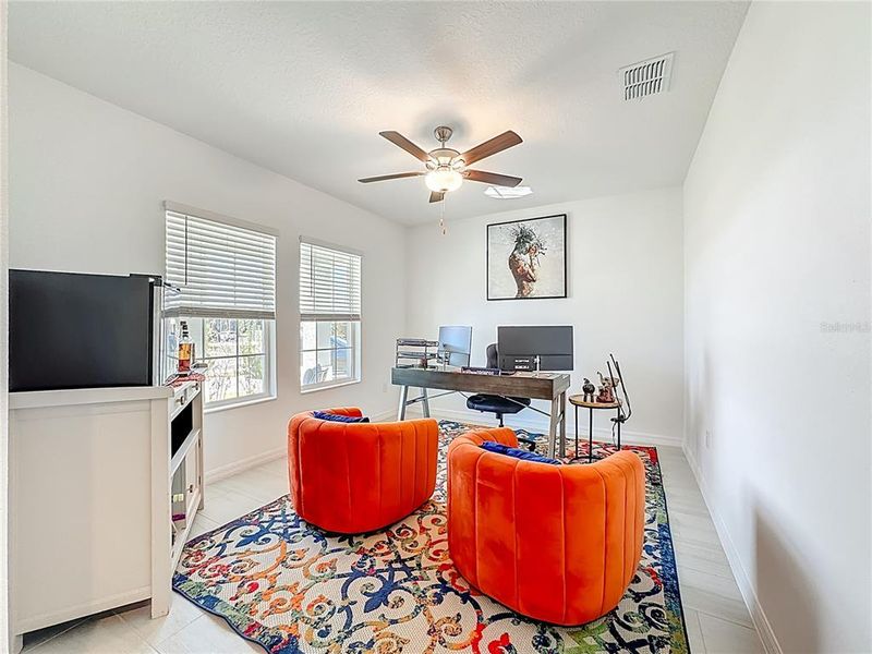 Furnished interior view inside a new home in Berry Bay: The Executives, Wimauma (Image 32).