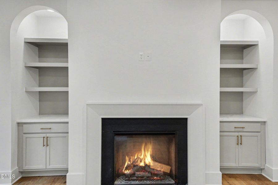 012_jam04916_830 012_jam04916_830