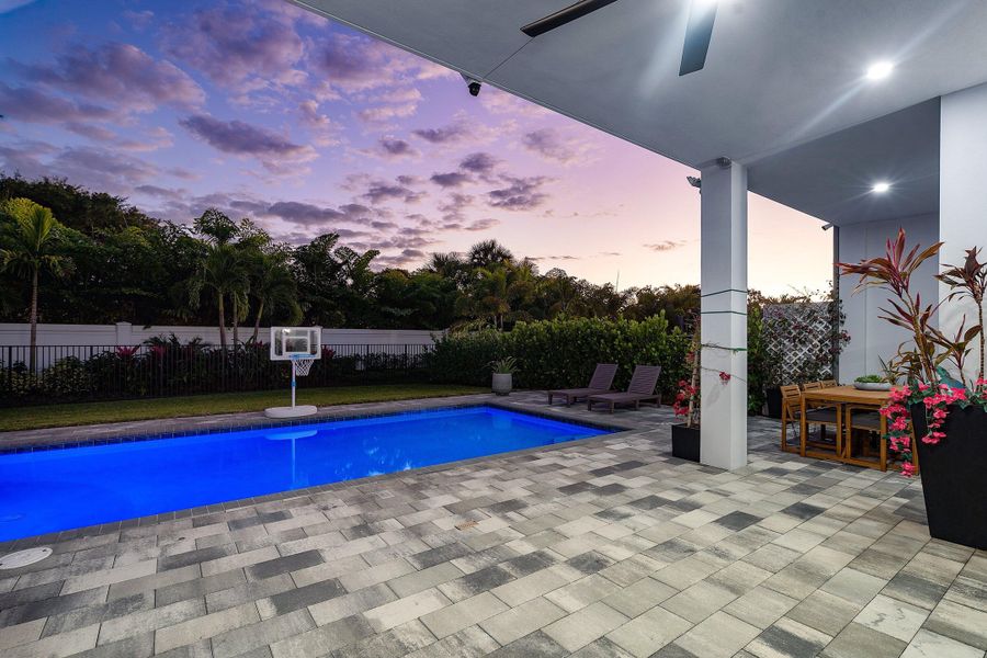 008-8366EssexCountryClubDrive-BocaRaton-