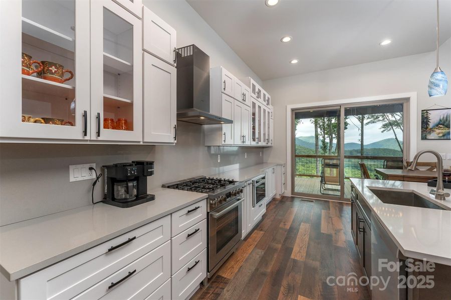 Furnished interior view inside a new home in , Burnsville (Image 31). Furnished interior view inside a new home in , Burnsville (Image 31).