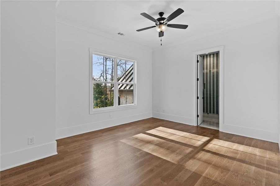 Spacious, unfurnished interior of a new home in , Buford (Image 78).