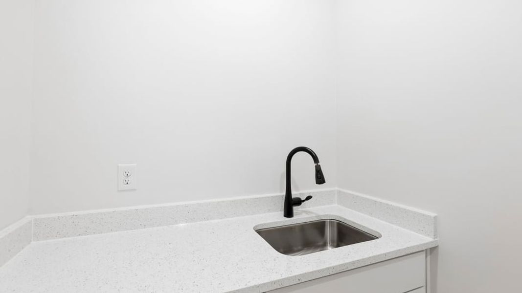 Close-up of interior finishes inside a home in Sycamore Cove, Woodruff (Image 17).
