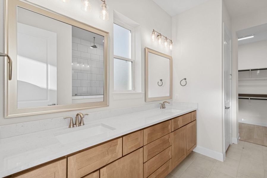 Furnished interior view inside a new home in ARTAVIA 45' Homesites, Conroe (Image 5). Furnished interior view inside a new home in ARTAVIA 45' Homesites, Conroe (Image 5).