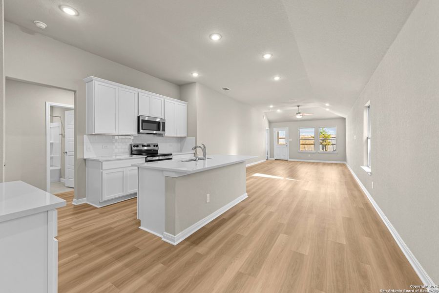 Furnished interior view inside a new home in Park Place, New Braunfels (Image 18).