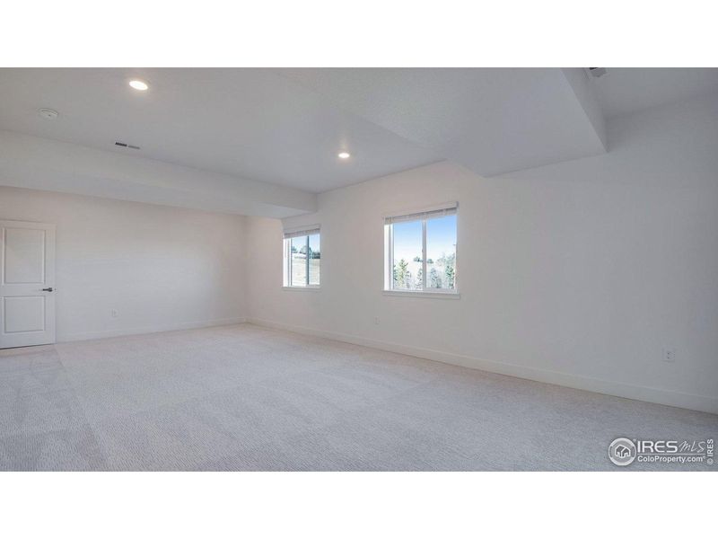 Spacious, unfurnished interior of a new home in Vantage, Berthoud (Image 29). Spacious, unfurnished interior of a new home in Vantage, Berthoud (Image 29).