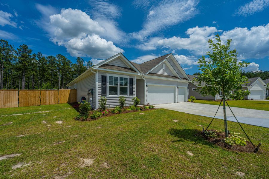 Image 62 of a home in French Quarter Creek.