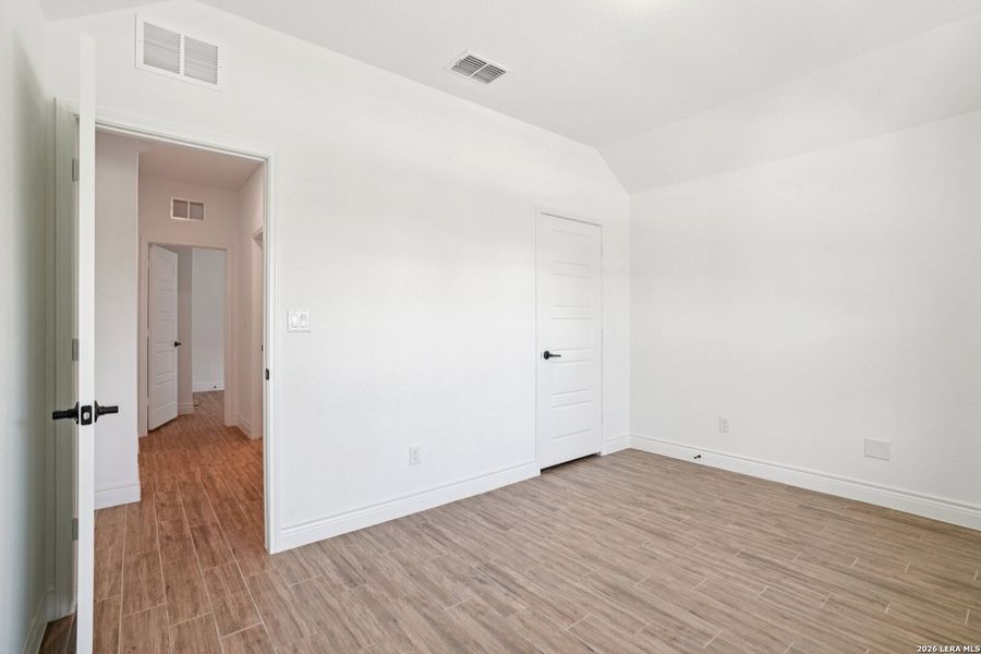 Spacious, unfurnished interior of a new home in , New Braunfels (Image 37).