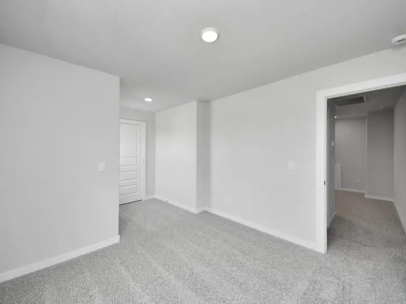 Spacious, unfurnished interior of a new home in Windmill Estates, Magnolia (Image 30).