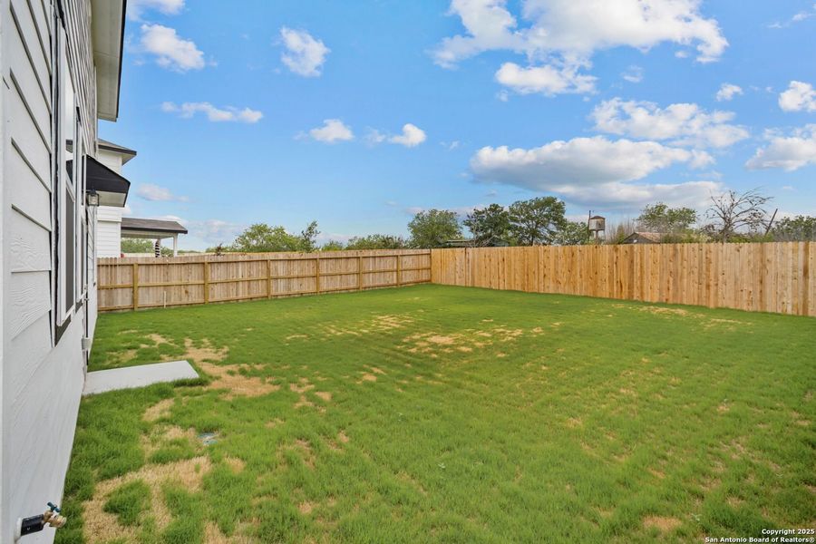 Image 94 of a home in Horizon Pointe.
