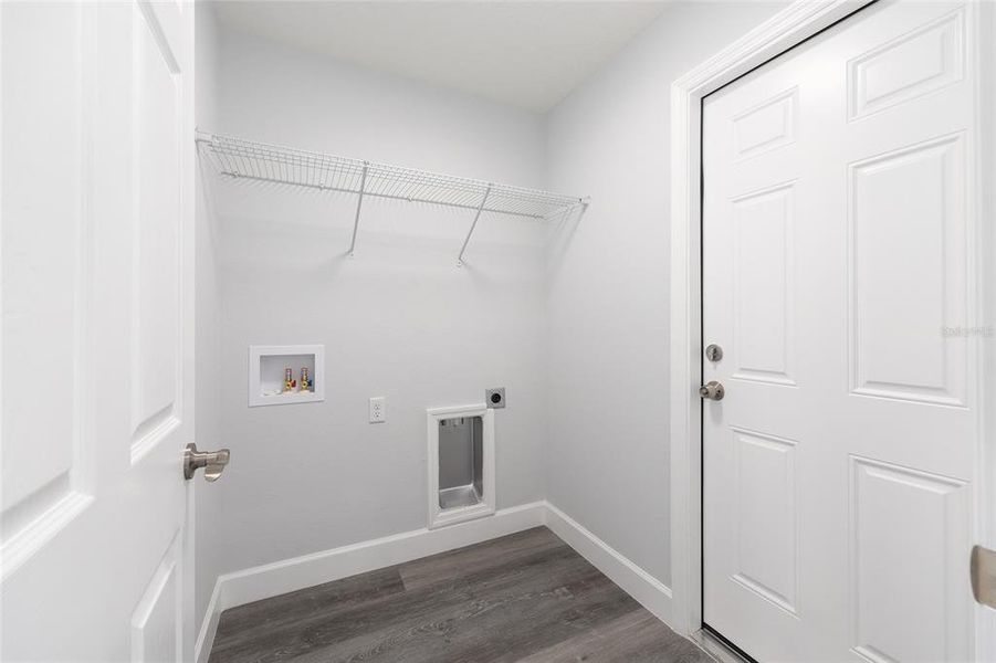 Spacious, unfurnished interior of a new home in , Dunnellon (Image 29).