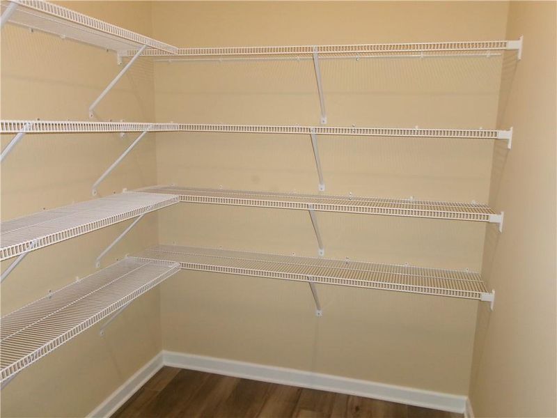 Spacious, unfurnished interior of a new home in Alder Park, Conyers (Image 7).