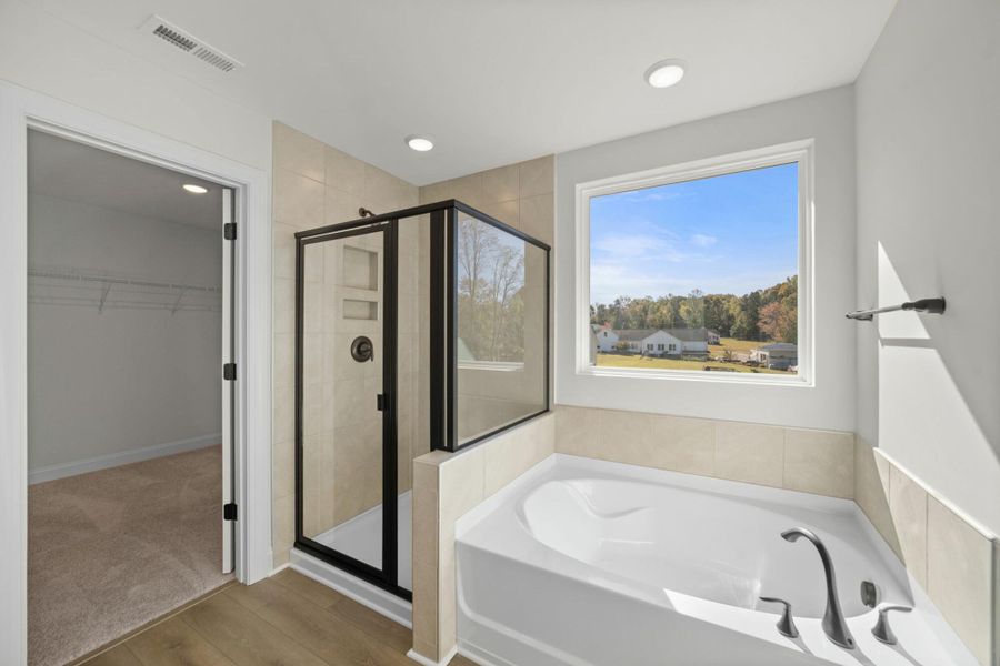 Furnished interior view inside a new home in Pisgah Park, Kernersville (Image 15).