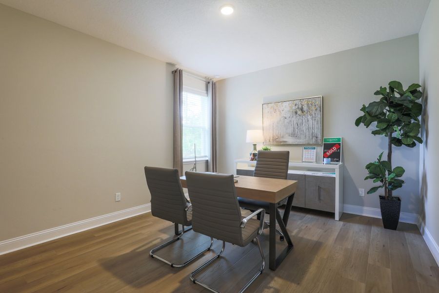 Representative furnished interior of a home built from the Livorno by Maronda Homes in Winding River, St. Marys (Image 13).
