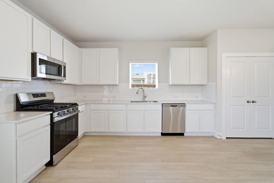 Furnished interior view inside a new home in Sunfield, Buda (Image 14).