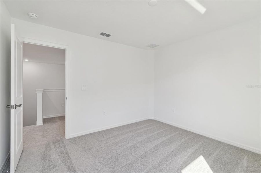 Spacious, unfurnished interior of a new home in Southpointe, Palmetto (Image 15).