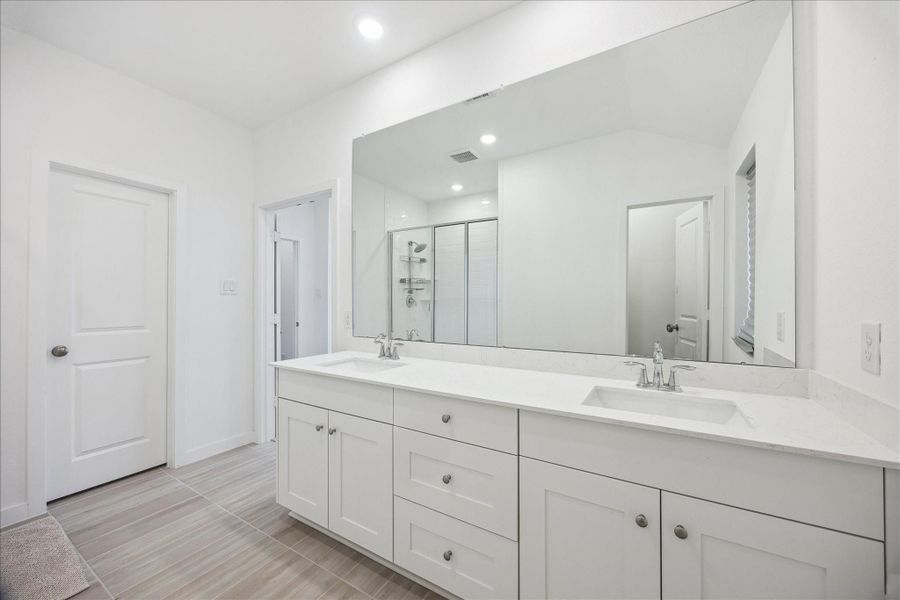 Image 13 of a home in .