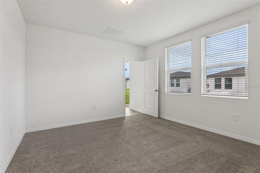 Spacious, unfurnished interior of a new home in Hamilton Bluff - Classic Series, Lake Hamilton (Image 30).