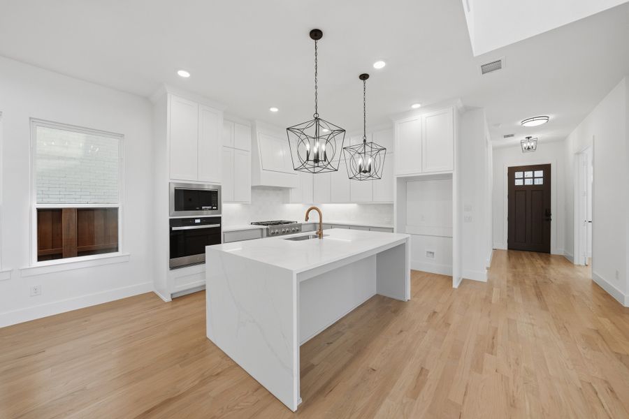 Furnished interior view inside a new home in Fields - 40' Lots, Frisco (Image 8). Furnished interior view inside a new home in Fields - 40' Lots, Frisco (Image 8).