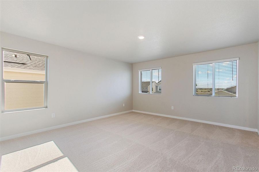 Spacious, unfurnished interior of a new home in Bennett Ranch, Bennett (Image 9).