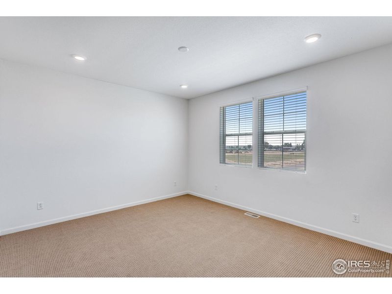 Spacious, unfurnished interior of a new home in , Berthoud (Image 18).