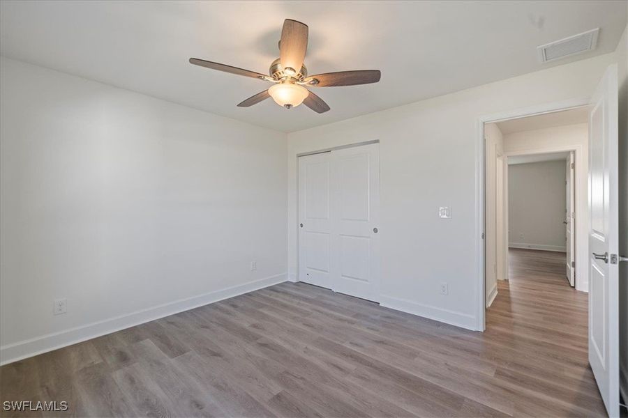Spacious, unfurnished interior of a new home in Cape Coral, Cape Coral (Image 28).