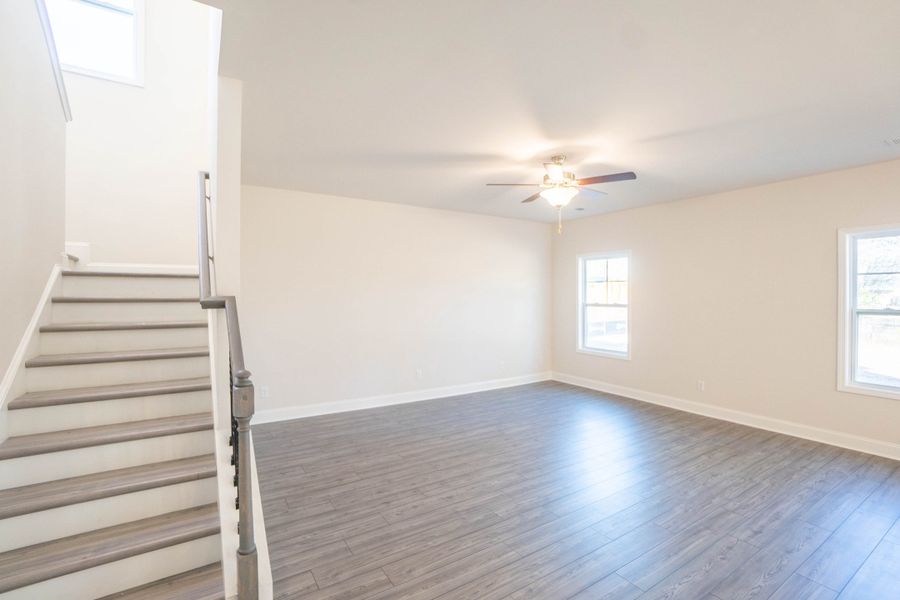Representative unfurnished interior of a home built from the Saluda by Hurricane Builders in Southern Column Estates, Florence (Image 11).
