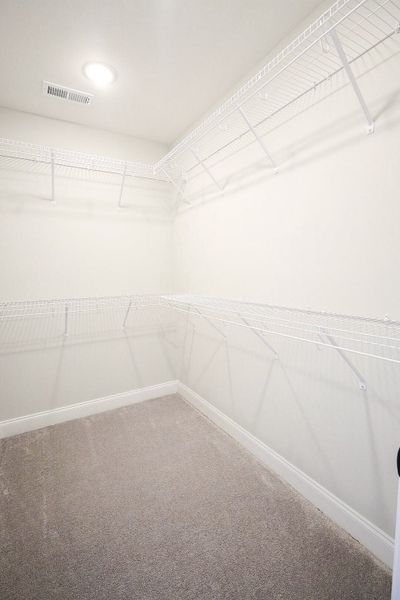 Spacious, unfurnished interior of a new home in The Nassau, Chattanooga (Image 23).