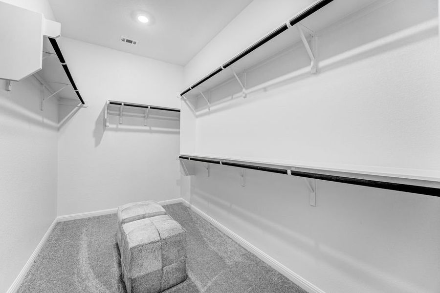 Spacious, unfurnished interior of a new home in Nolina, Georgetown (Image 18).