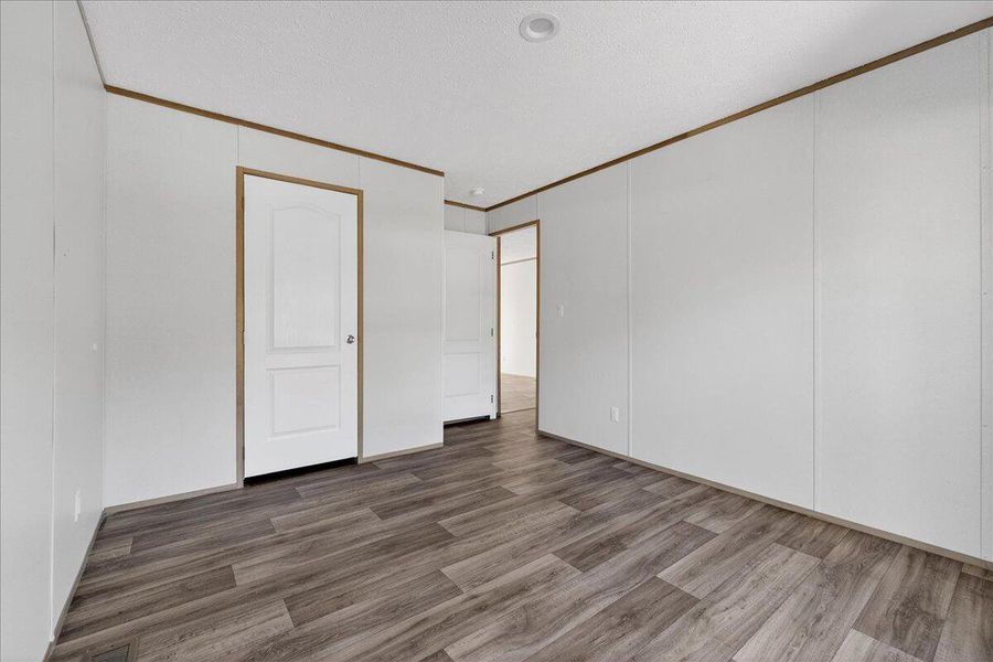 Spacious, unfurnished interior of a new home in , Eutawville (Image 26).