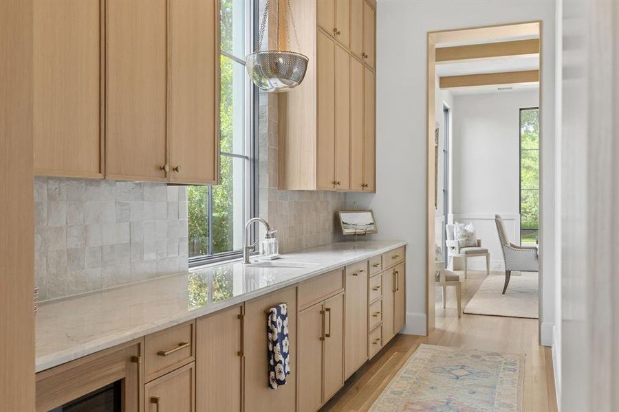 Furnished interior view inside a new home in Highland Park, Highland Park (Image 18).