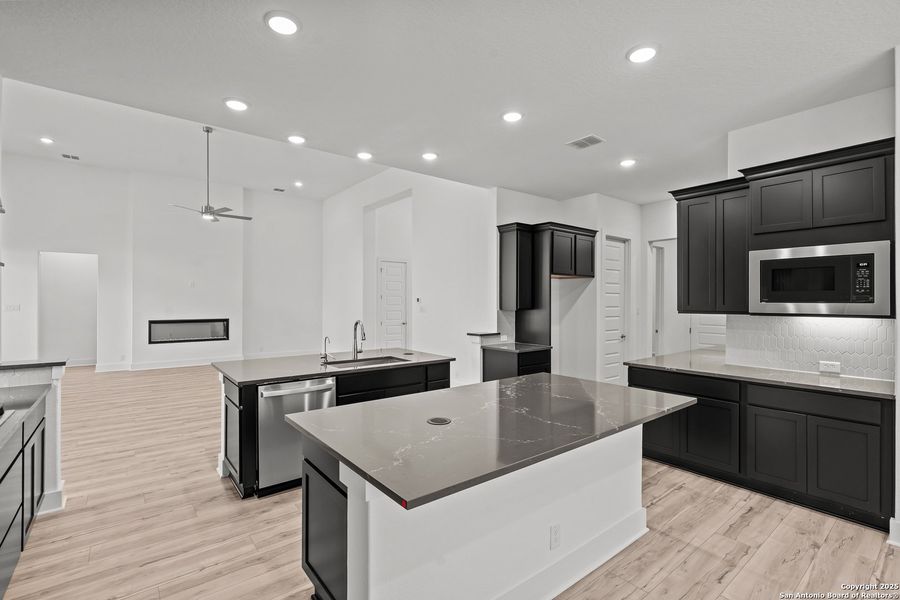 Furnished interior view inside a new home in Mesa Western, Cibolo (Image 7). Furnished interior view inside a new home in Mesa Western, Cibolo (Image 7).